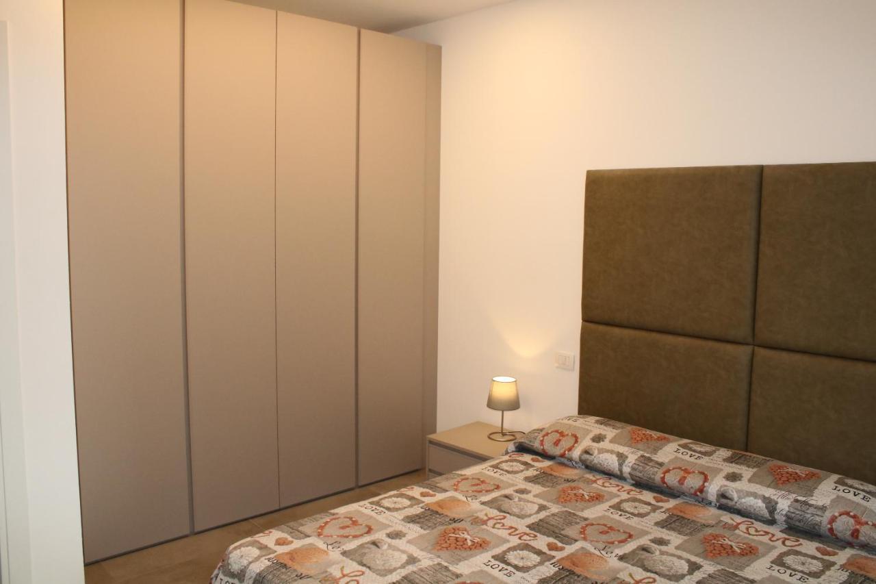 Al Grattacielotrenta Apartman Verona Kültér fotó